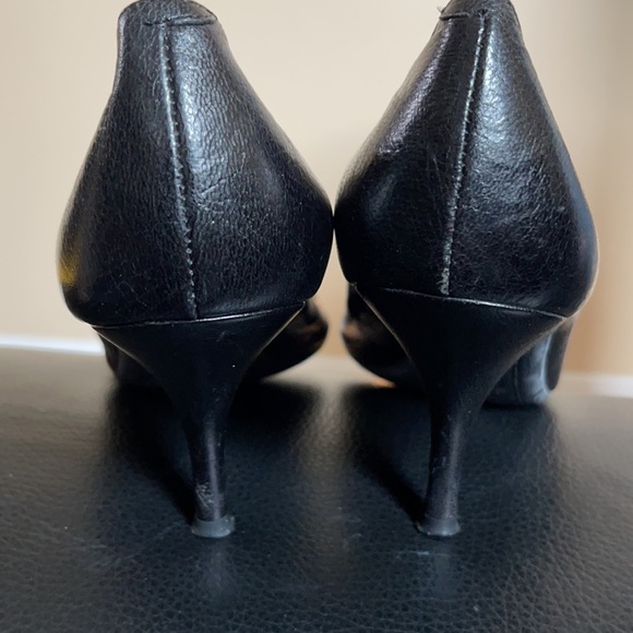 Coach black pointy toe heels. - Picture 2 of 12